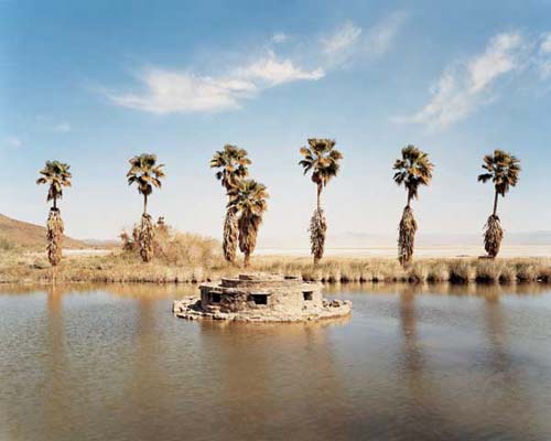 Joel Sternfeld, Lake Tuendae